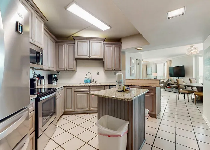 Beachfront With Gulf Views Balcony Pool & Ac - Snowbird-friendly Gulf Shores