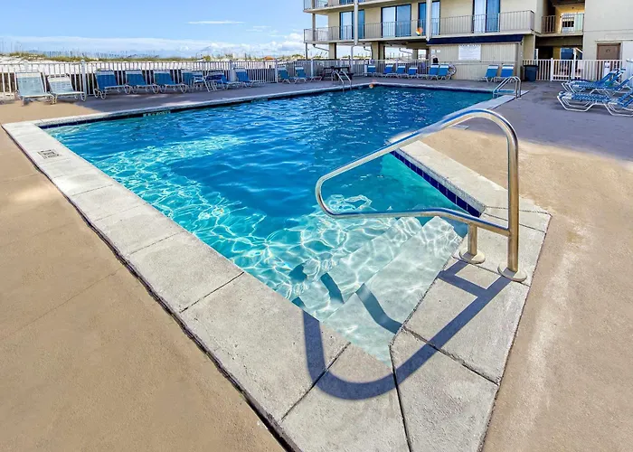 Holiday home Beachfront With Gulf Views Balcony Pool & Ac - Snowbird-friendly *