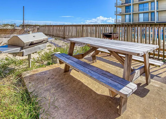 Beachfront With Gulf Views Balcony Pool & Ac - Snowbird-friendly Gulf Shores