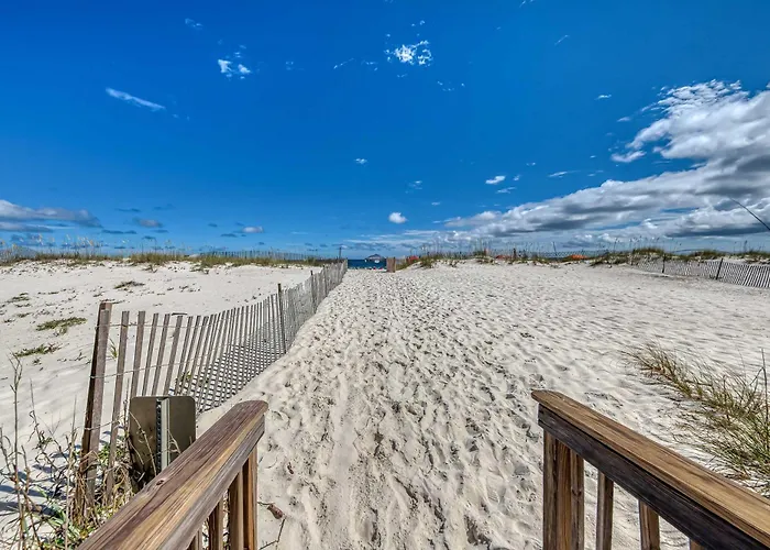 Holiday home Beachfront With Gulf Views Balcony Pool & Ac - Snowbird-friendly Gulf Shores