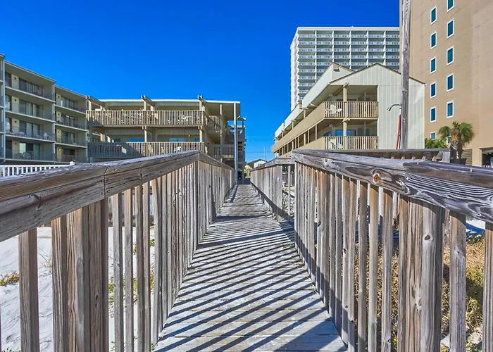 Beachfront With Gulf Views Balcony Pool & Ac - Snowbird-friendly Holiday home